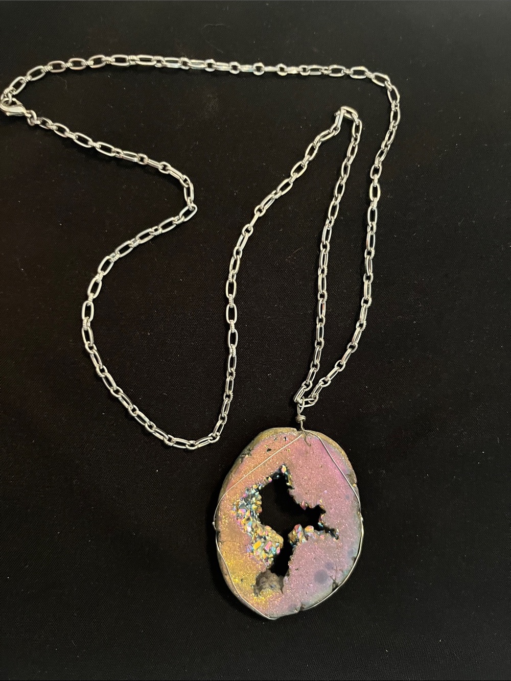 Iridescent Druzy Pendant Necklace